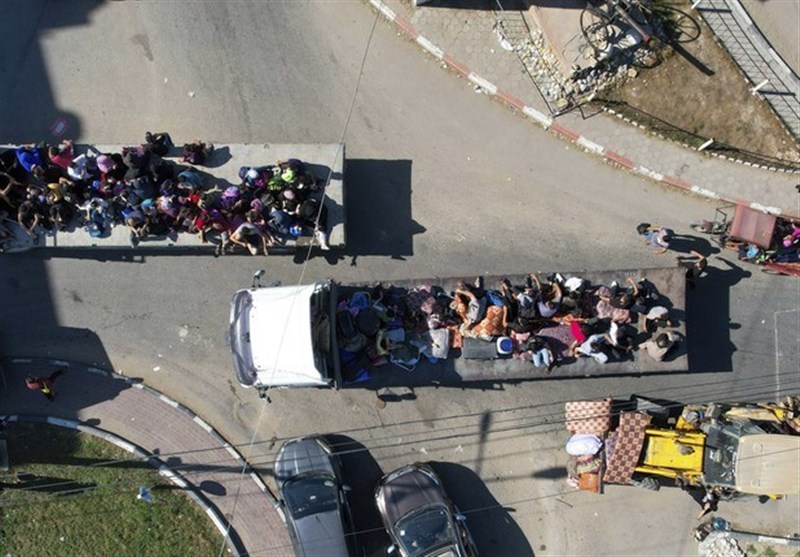 Israeli Airstrikes Hit Gaza Evacuation Convoys, Killing Children