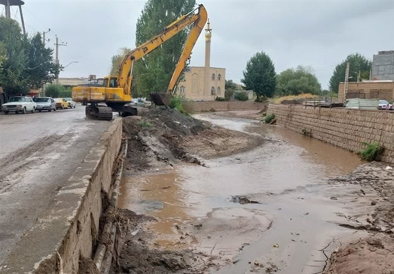 رفع تصرف از 30 هکتار بستر رودخانه و آبراهه در آذربایجان‌غربی