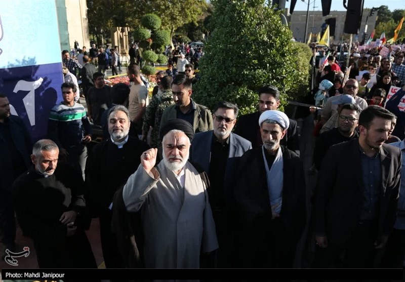 کفن‌پوشان اصفهانی در حمایت از فلسطینی‌ها به خیابان آمدند/ محکومیت جنایات اسرائیلی‌ها +‌ فیلم و تصاویر