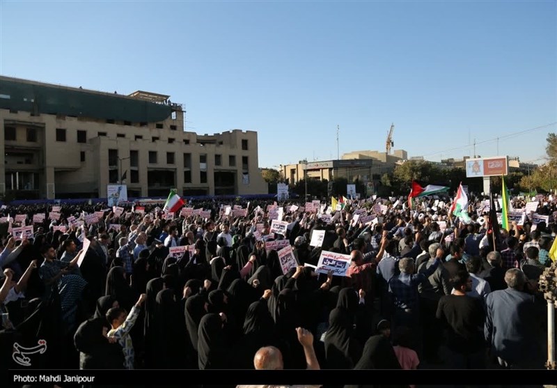 کفن‌پوشان اصفهانی در حمایت از فلسطینی‌ها به خیابان آمدند/ محکومیت جنایات اسرائیلی‌ها +‌ فیلم و تصاویر