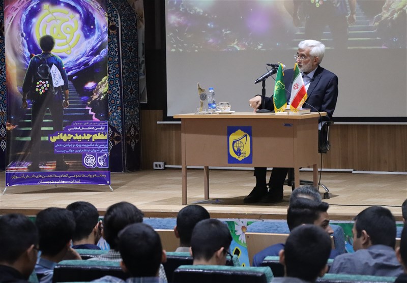 جلیلی: دشمن در پی ایجاد تردید در یقین و آرمان ملت ایران است