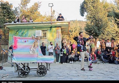 نقاط ضعف‌ شانزدهمین جشنواره تئاتر خیابانی مریوان