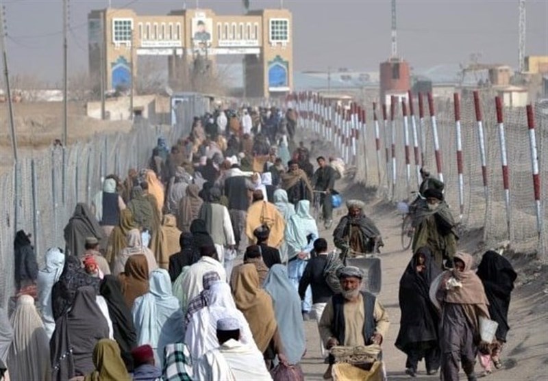 افغانستان: پناهجویان افغان آبرومندانه به کشور بازگردند