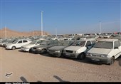 تعیین‌تکلیف 2377 ‌خودروی توقیفی در کرمان/ در بزرگ‌ترین مزایده‌‌ خودرو‌های توقیفی چه گذشت؟ + تصاویر