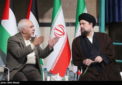 محمد جواد ظریف و سید حسن خمینی در نشست موضوع فلسطین در سیره نظری و عملی امام(ره)