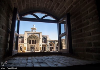 Мечеть Эмад-уд-Дулех
