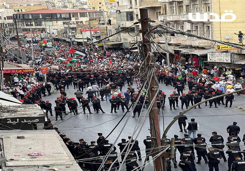 تظاهرات همبستگی با مردم غزه و محکومیت جنایت صهیونیست‌ها در کشورهای عربی