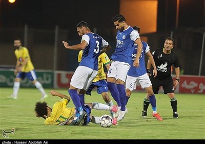  بیانیه باشگاه استقلال خوزستان علیه داور بازی با گل‌گهر 