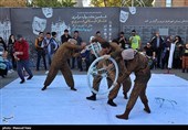 جشنواره سراسری تئاتر خیابانی تبریزیم- عکس خبری تسنیم