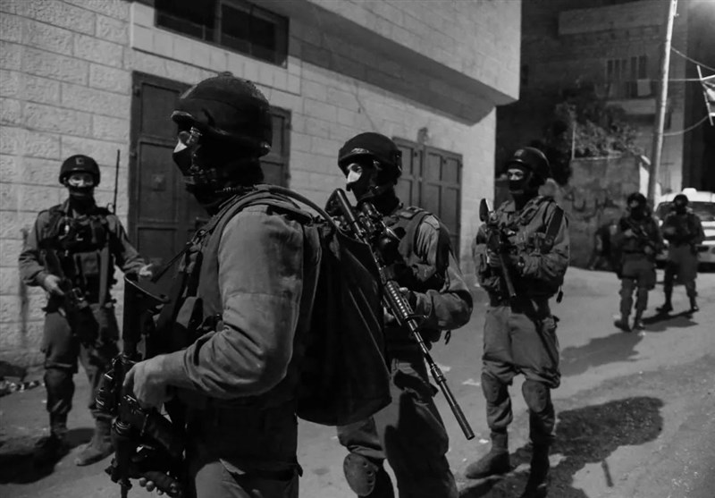 Israeli Forces Conduct More Night Raids in Occupied West Bank