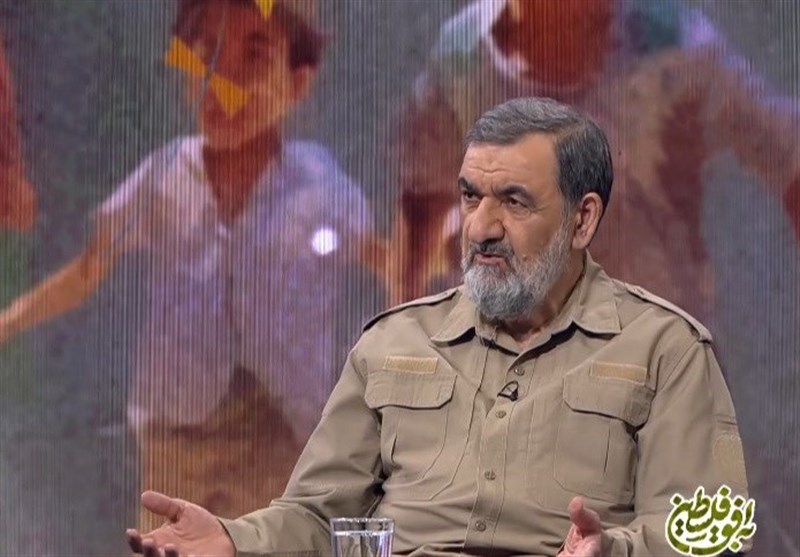 محسن رضایی: شهدای هویزه رمز و راز پیروزی ایران هستند