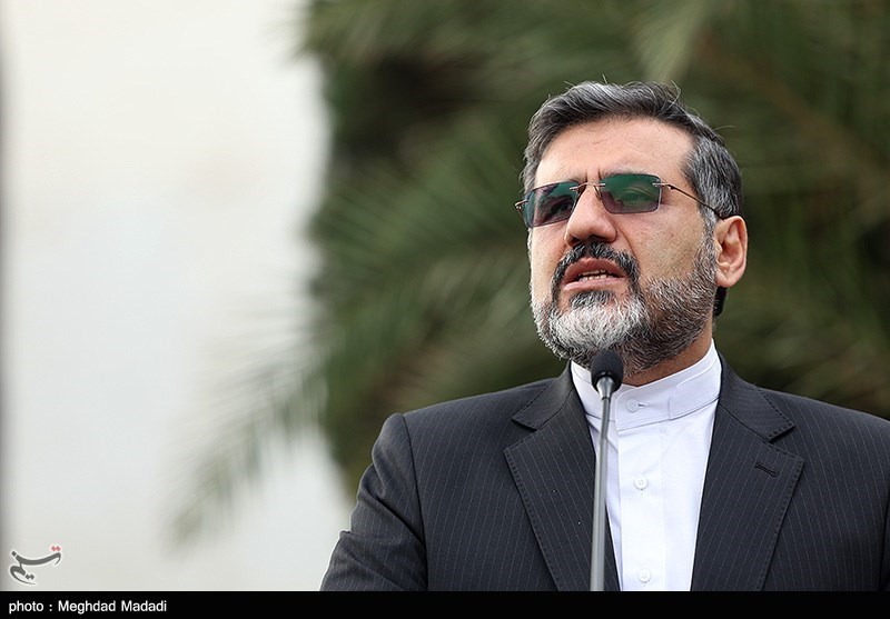 وزیر ارشاد: سرانه مطالعه کتاب در ایران 35 دقیقه است