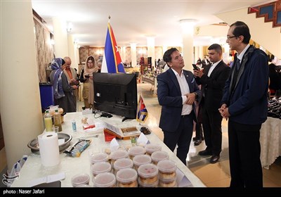 افتتاحیه بازارچه خیریه انجمن دیپلماتیک بانوان