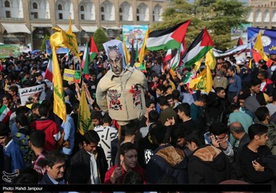 شکوه حضور اصفهانی‌ها در راهپیمایی 13 آبان