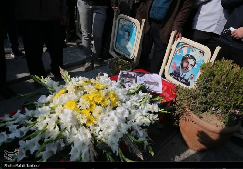 تشییع و خاکسپاری پدر شهیدان جان‌نثاری در اصفهان 