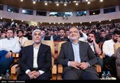 علیرضا زاکانی شهردار تهران و کیومرث هاشمی وزیر ورزش و جوانان