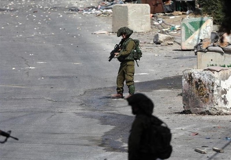 Explosions, Gunfire As Israeli Forces Conduct Raids across Occupied West Bank