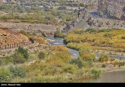 Осенняя природа Ирана - река Арас