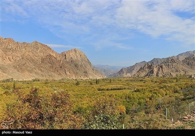 Осенняя природа Ирана - река Арас