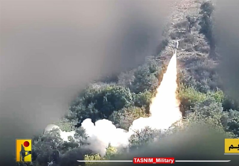 المقاومة الإسلامیة فی لبنان تشن هجوما بالأسلحة الصاروخیة على ‏موقع جل العلام