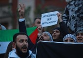 مظاهرة حاشدة فی مدینة تورنتو الکندیة تطالب بوقف إطلاق النار فی غزة