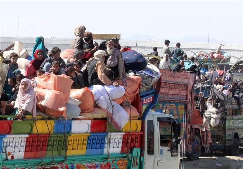 بازگشت بیش از 220 هزار پناهجو از پاکستان به افغانستان
