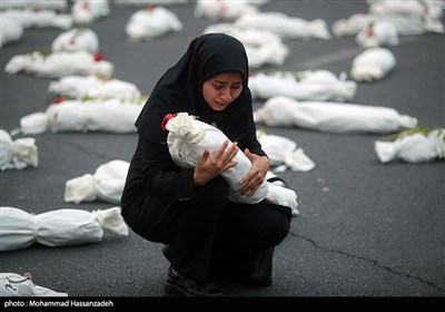 Траур по погибшим детям Газы в Тегеране