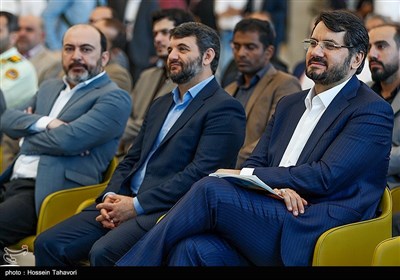 مهرداد بذرپاش وزیر راه و شهرسازی در مراسم افتتاح پایانه جدید فرودگاه بین‌المللی کیش
