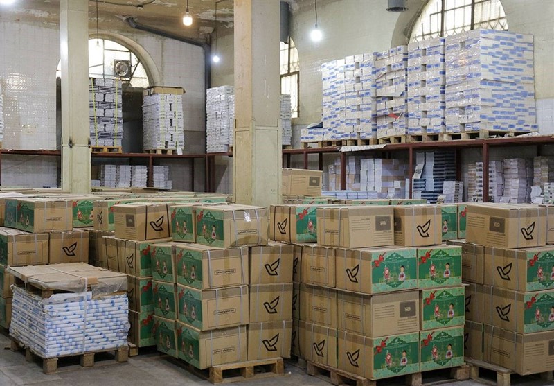 آستان قدس 20 هزار جلد کتاب ‌به مناطق کم‌برخوردار‌ اهدا کرد