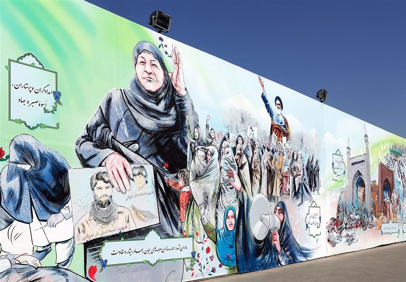 چهاردهمین دیوارنگاره «هویت زن مسلمان» در حرم مطهر رضوی رونمایی شد + تصویر
