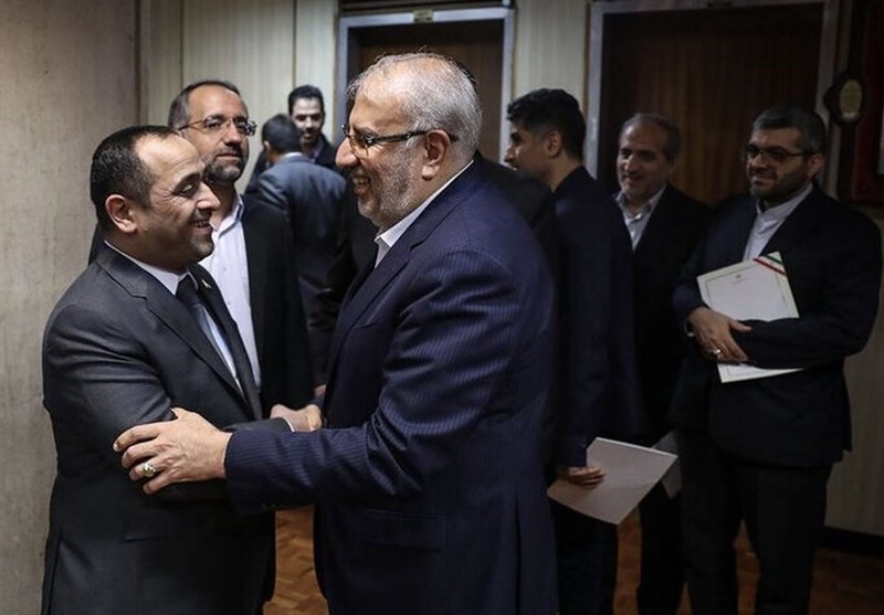 Tehran, Baghdad Stress Bolstering Bilateral Ties in Energy Sector