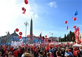 اعتصاب گسترده در ایتالیا در اعتراض به سیاست‌های بودجه‌ای ملونی