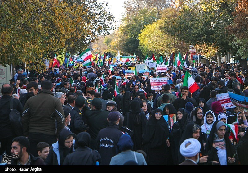 انزجار زنجانی‌ها علیه جنایات اسرائیل/ رجزخوانی کلامی‌زنجانی و مهدی رسولی در محکومیت آمریکا + فیلم