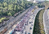 تجمع هزاران صهیونیست برای پایان دادن به جنگ و تلفات در غزه