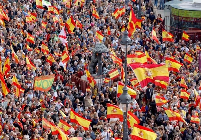 اعتراضات گسترده مجدد علیه امتیازات «سانچز» به جدایی طلبان اسپانیا