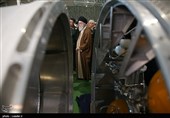 بازدید رهبر معظم انقلاب از نمایشگاه دستاوردهای نیروی هوافضای سپاه پاسداران