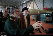 بازدید رهبر معظم انقلاب از نمایشگاه دستاوردهای نیروی هوافضای سپاه پاسداران