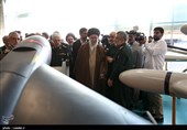 بازدید رهبر معظم انقلاب از نمایشگاه دستاوردهای نیروی هوافضای سپاه پاسداران