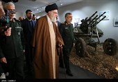 بازدید رهبر معظم انقلاب از نمایشگاه دستاوردهای نیروی هوافضای سپاه پاسداران