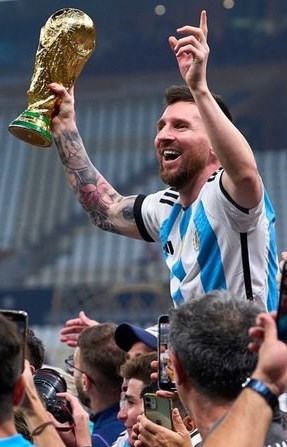 مسی: قهرمانی در جام جهانی بالاترین دستاورد است / به تجارت علاقه دارم 3