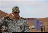 سرلشکر باقری: 40 هزار سرباز در دستگاه‌های دولتی مسئولیت‌هایی را آغاز می‌کنند/ قدر سربازان عزیز را می‌دانیم