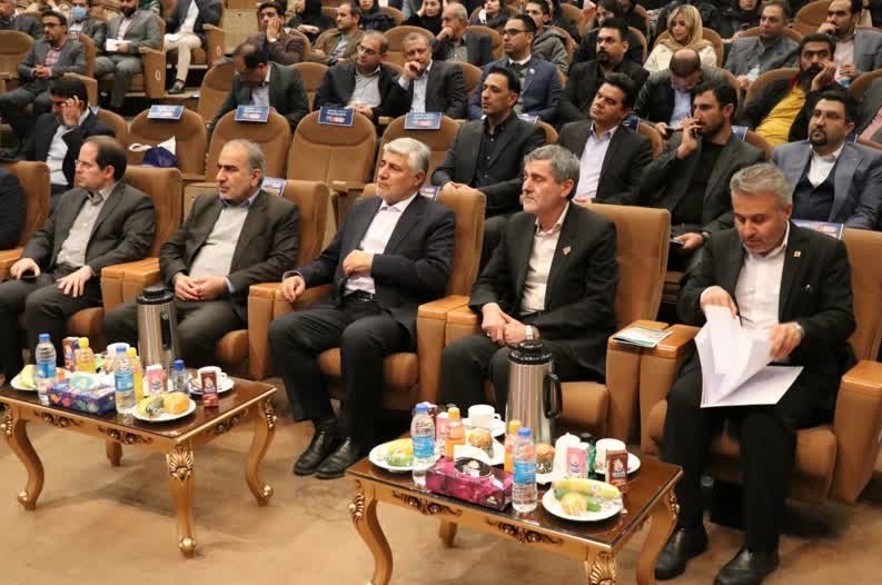 توسعه نیروگاه‌های خورشیدی و ایجاد شهرک‌های انرژی در شهرک‌های صنعتی ایران