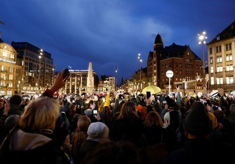 Amsterdam Crowd Protests against Discrimination after Dutch Far-Right Win