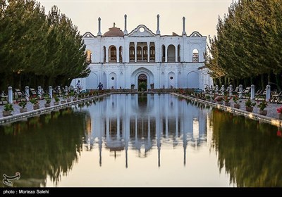 Исторический сад Фатхабад в провинции Керман