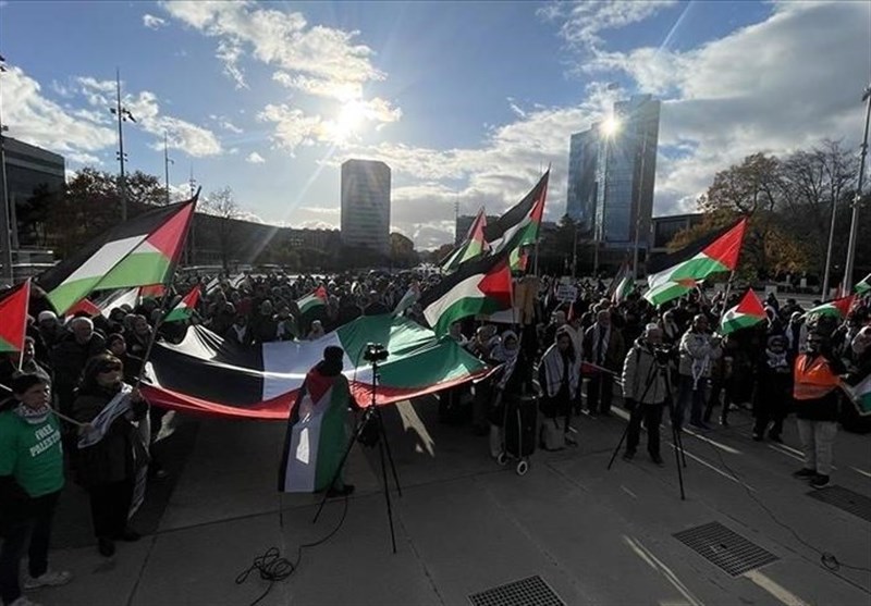 Tens of Thousands Take to European Streets to Call for Gaza Ceasefire