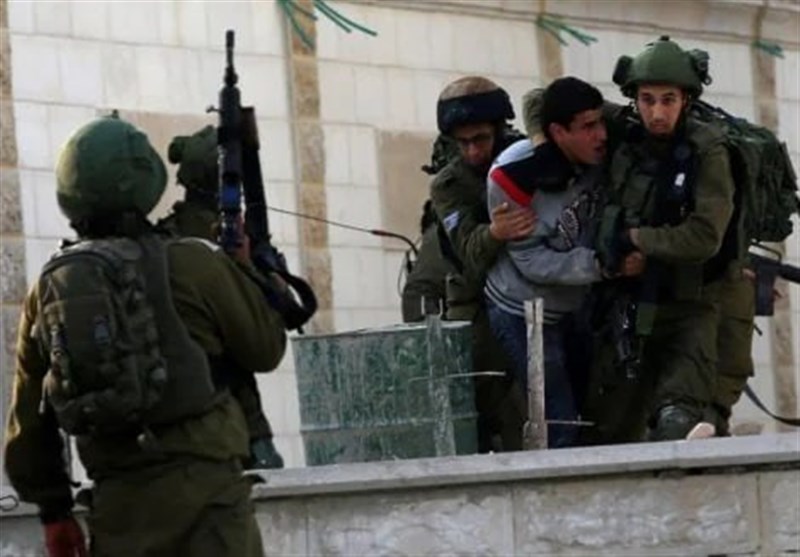 Israeli Forces Detain Over 60 Palestinians in West Bank Overnight