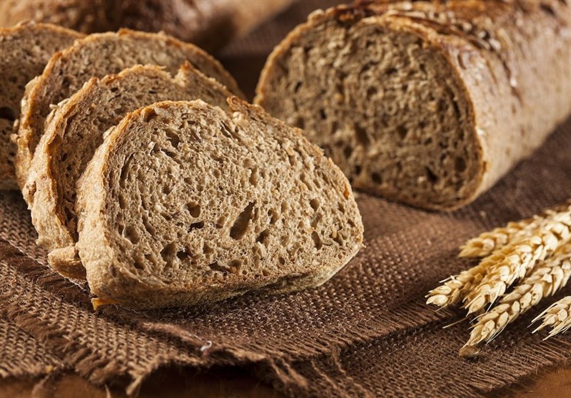 تمرکز وزارت بهداشت برای پخت نان با &quot;آرد کامل&quot;/ چه افزودنیهایی به آرد نانوایی‌ها اضافه می‌شود؟