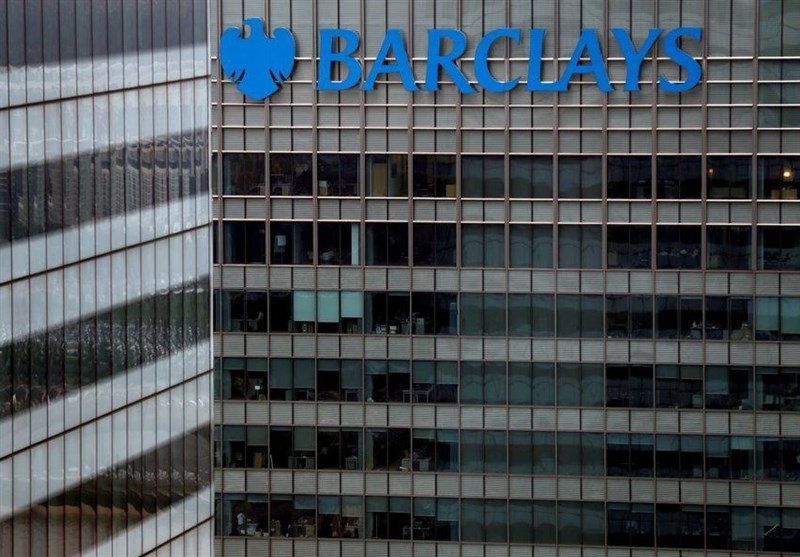 Barclays Eyes Up to 900 Job Cuts in Britain: Union