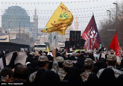 تشییع پیکر 8 شهید مدافع حرم در مشهد