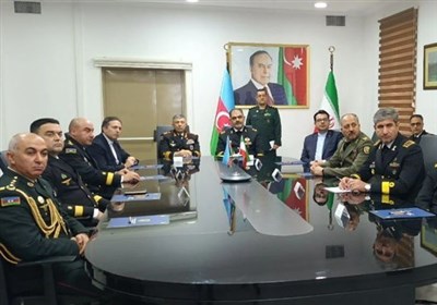  دریادار ایرانی با وزیر دفاع و فرمانده نیروی دریایی آذربایجان دیدار کرد 